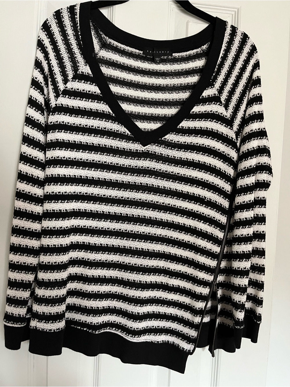 Sanctuary Black & White Striped V-Neck Sweater